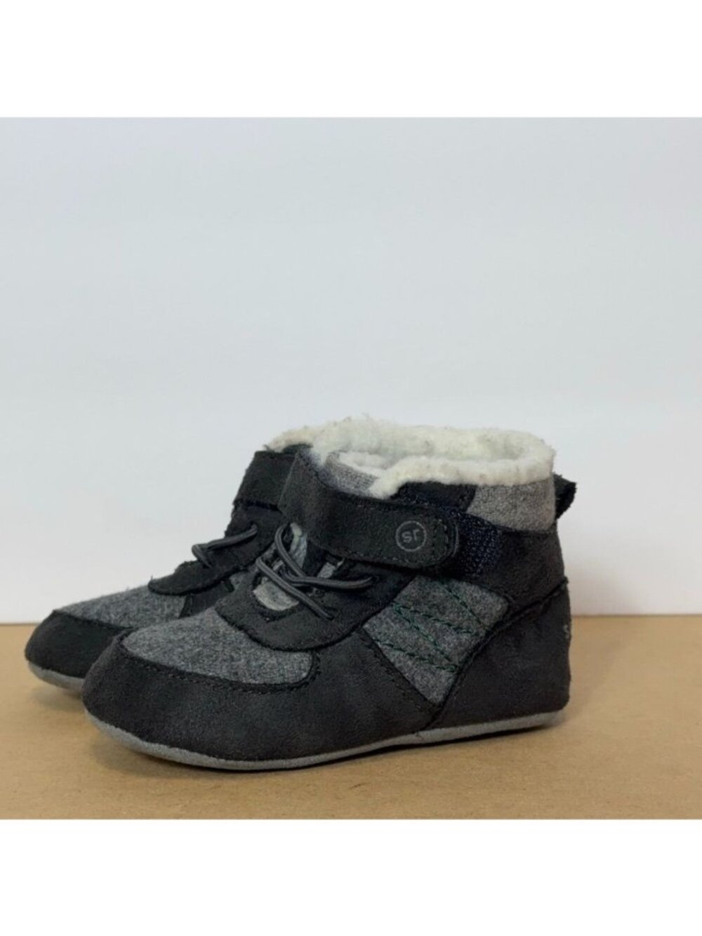 Surprize By Stride Rite Crispin Baby Boys Boots Gray Faux Fur Size S 6-12 Months